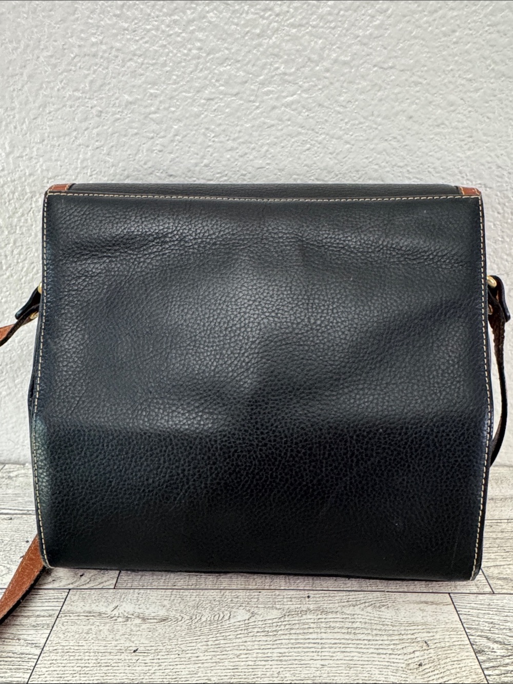 Vintage Bally Black Leather Crossbody with Brown Trim - Picture 2 of 15